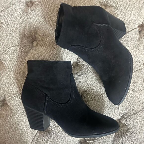 Express Faux Suede Booties - Picture 2 of 12